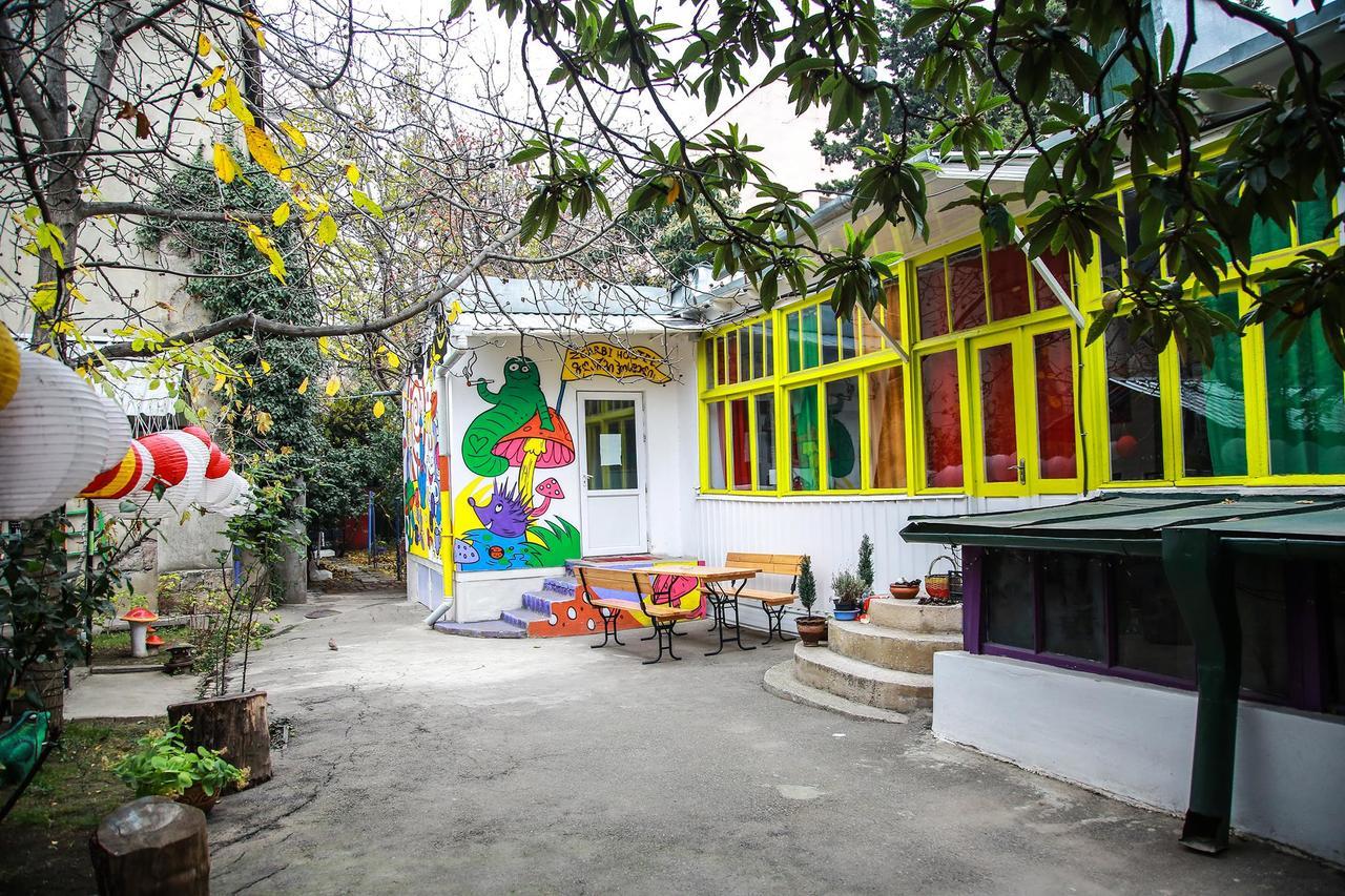 Zgarbi Hostel ティビリシ エクステリア 写真