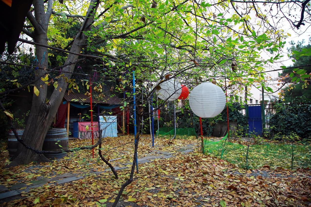 Zgarbi Hostel ティビリシ エクステリア 写真