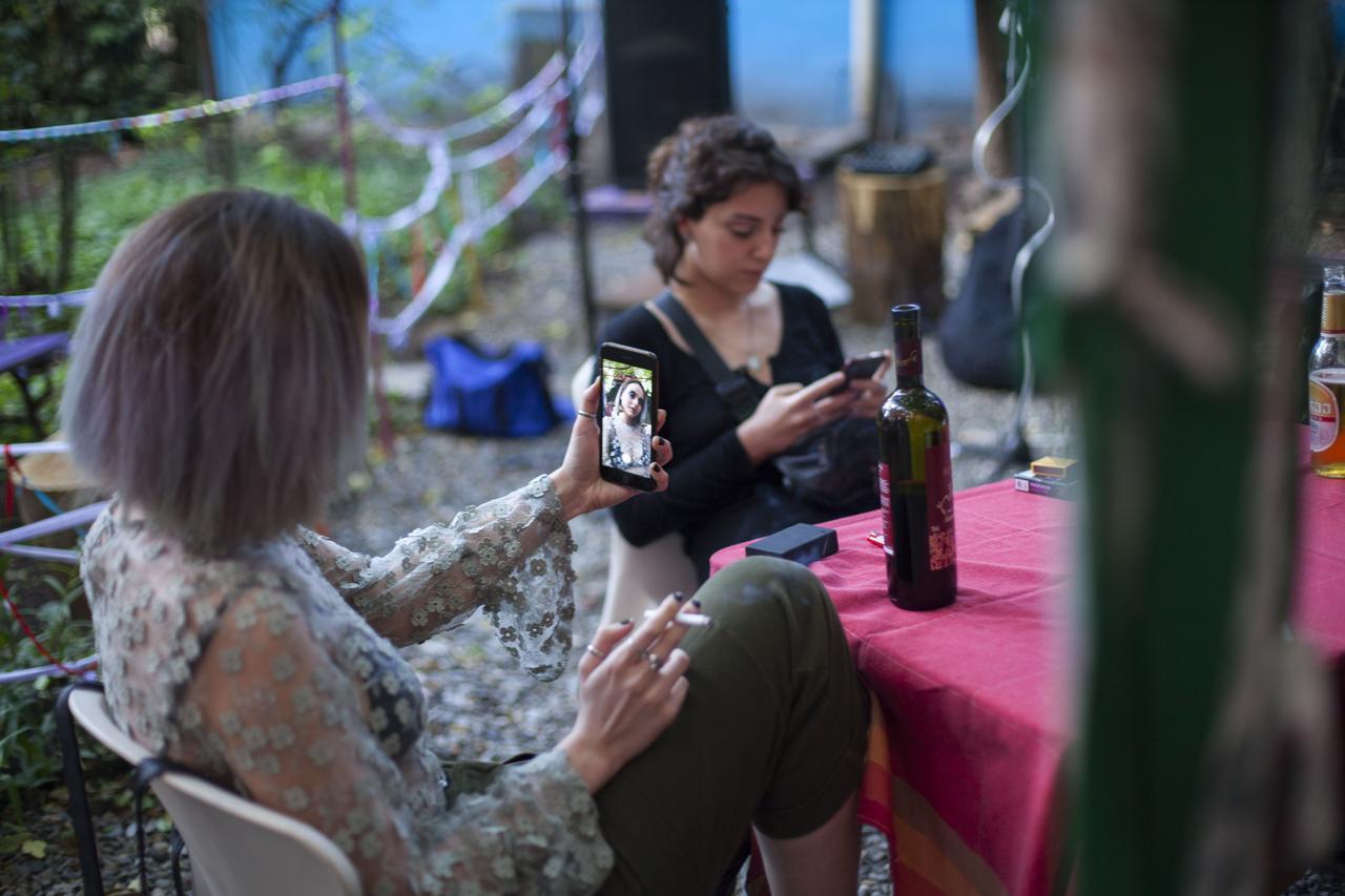 Zgarbi Hostel ティビリシ エクステリア 写真